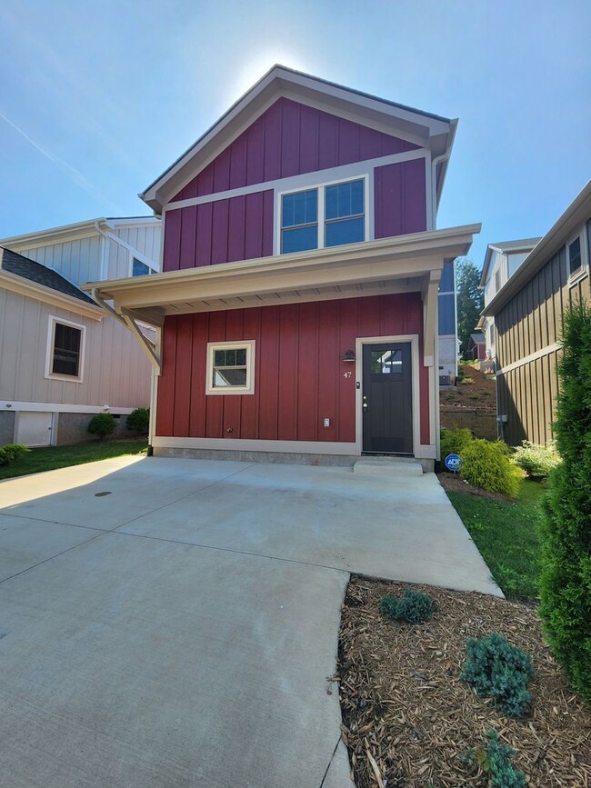 Photo - RENT SPECIAL!!!!!  Weaverville Rental