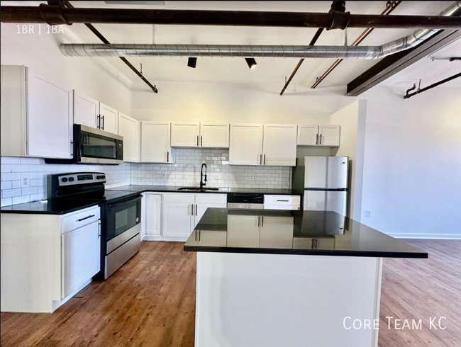 Photo - 204 Walnut St Unidad 407