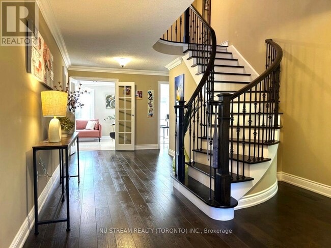 Photo - 31 Ashfield Dr