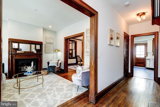 Photo - 1505 Harvard St NW