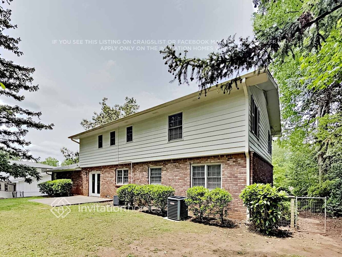 Photo - 3820 Cline Dr SE