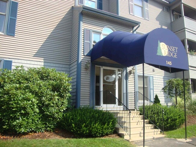 Photo - 99 Eastern Ave Apartamento Unidad 301