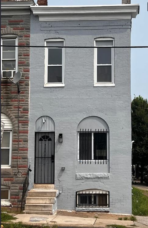 Building Photo - Orleans Street