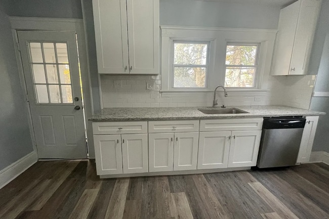 Photo - 3235-3257 Oak Rd Unidad 3235