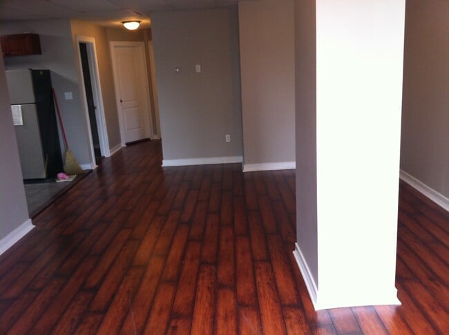 419 Cedar Ave Unidad 2