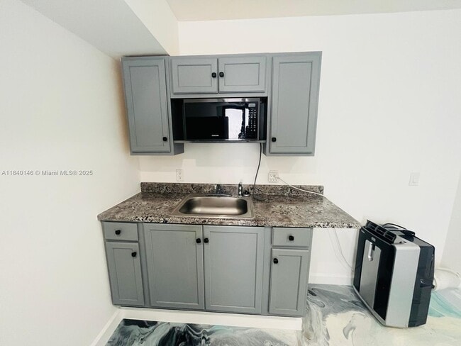 Photo - 17615 NW 85th Ave Unit 0