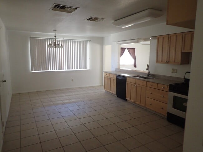 Photo - 4 Bedroom