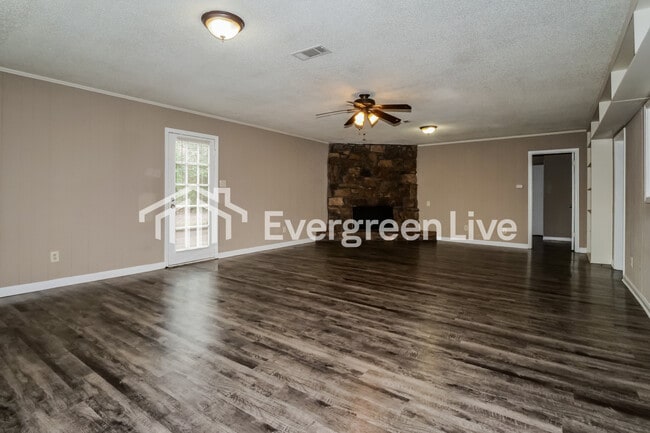 Photo - 3519 Naylor Dr