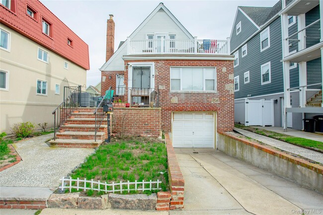 Photo - 237 E Broadway