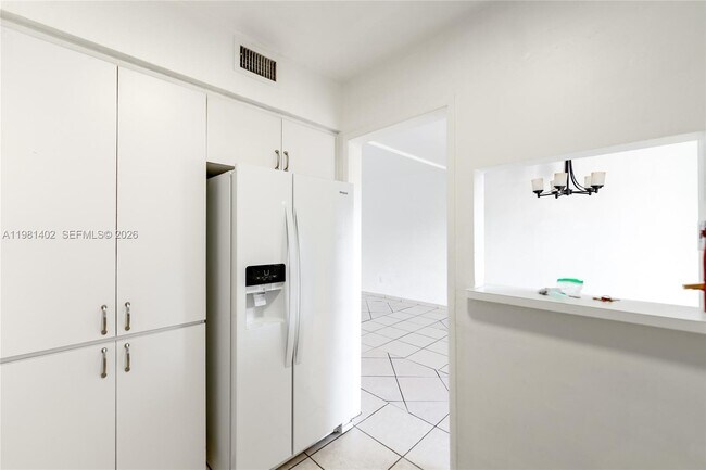 Photo - 2225 NE 123rd St Unit 114