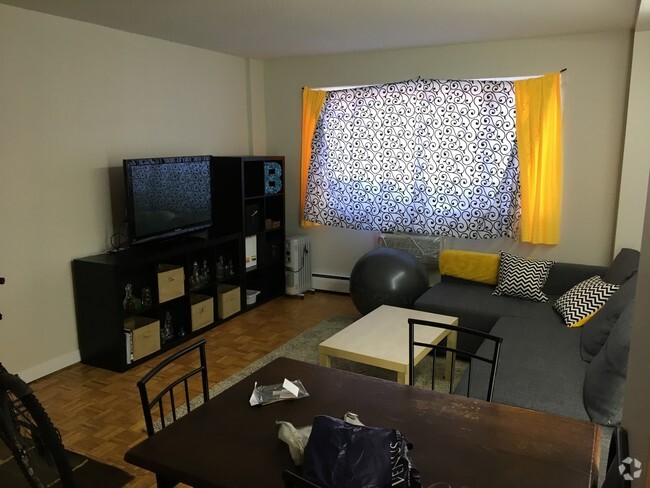 Building Photo - 287 Harvard St Rental