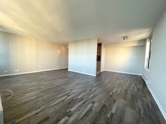 Photo - 5100 N Marine Dr Unit 27M