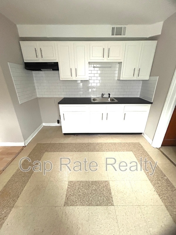 Photo - 1045 Loretta Ave