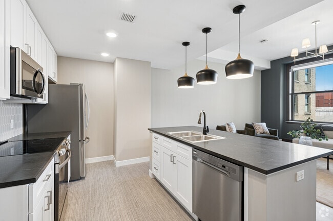 A8 1BR, 1BA - 741SF - Kitchen