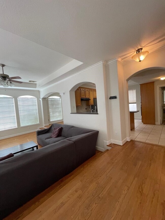 Photo - 256 Westcott St