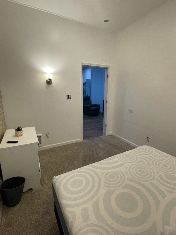 Photo - 305 S James St Unidad 3