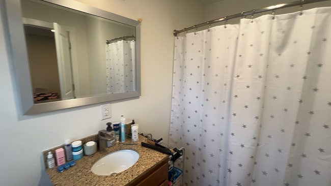 Photo - 401 S Woodlawn