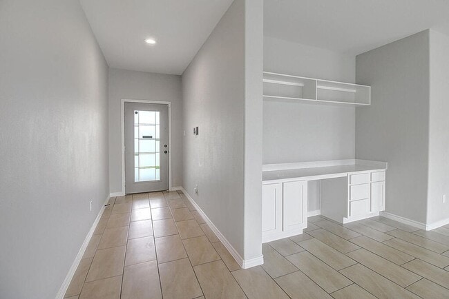 Photo - 3502 De Zavala St