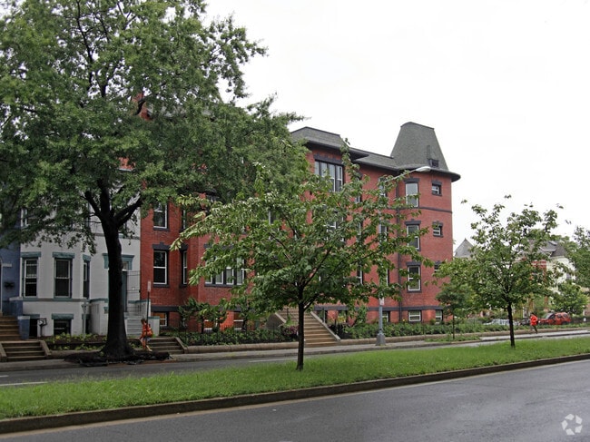 Photo - The Flatiron