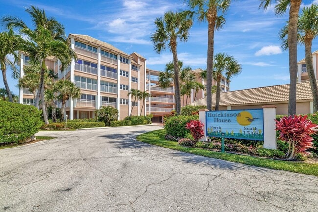 Building Photo - 1555 NE Ocean Blvd Unit 402