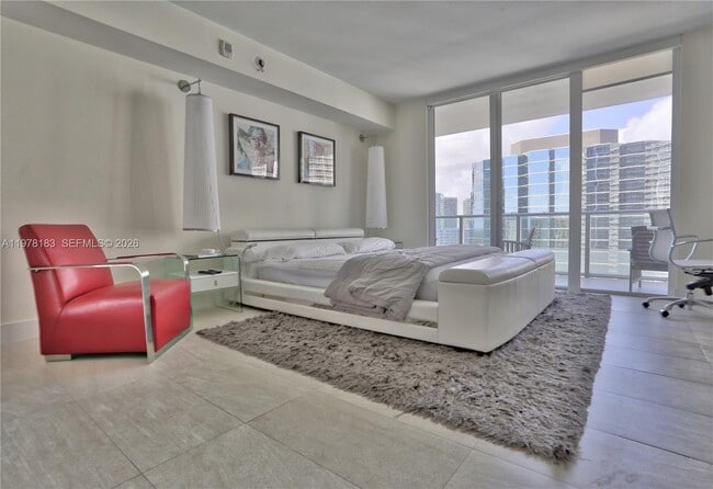 Photo - 1300 Brickell Bay Dr Unit 2700