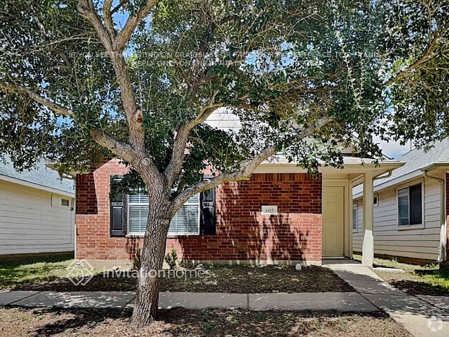 Building Photo - 6425 Mountain Pines Ln Rental