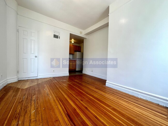 Photo - 936 West End Ave Unit D12