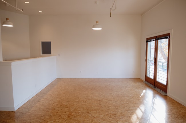 Photo - 4920 Telegraph Ave Unit C