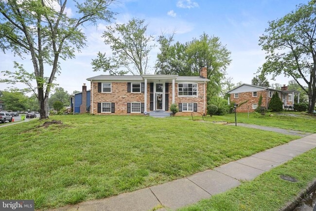 Building Photo - 4226 Evergreen Dr