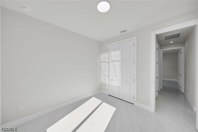 Building Photo - 2913 14th St W