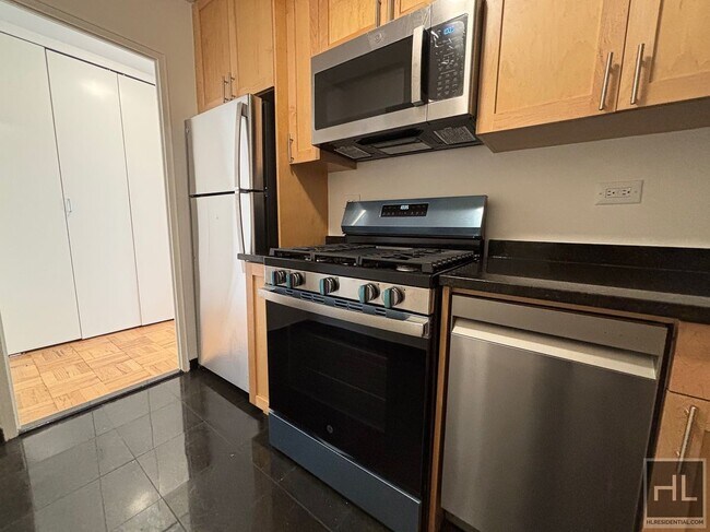 Photo - EAST 49 STREET Unidad 5B