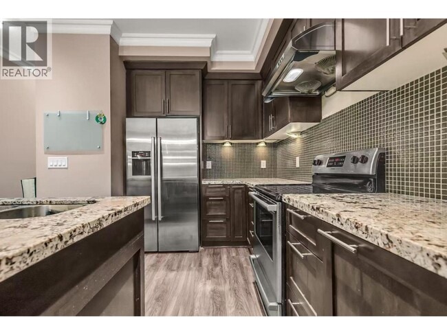 Photo - 1460 Southview St