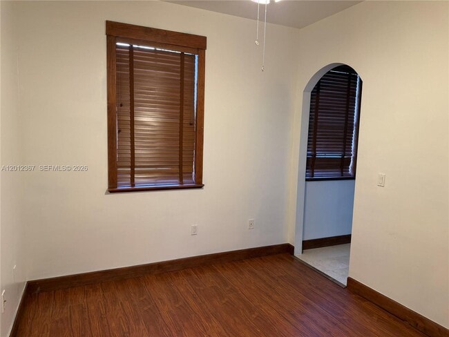 Photo - 2115 NE 40th Ave