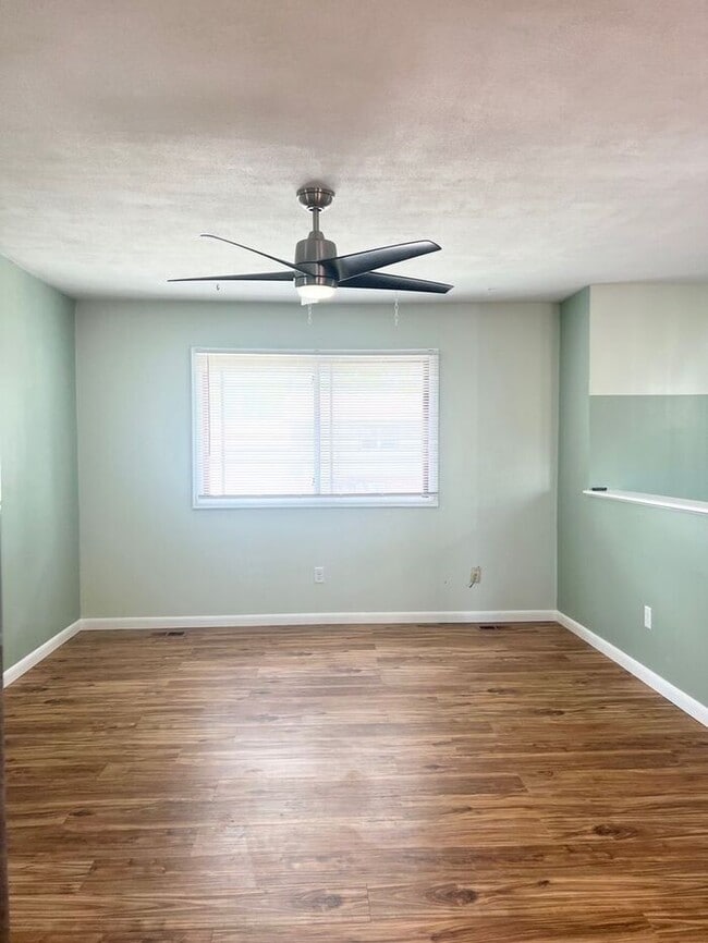 Photo - Gorgeous 4 bedroom, 2 bath Home with 2 car attached garage In NW Loveland, Colorado