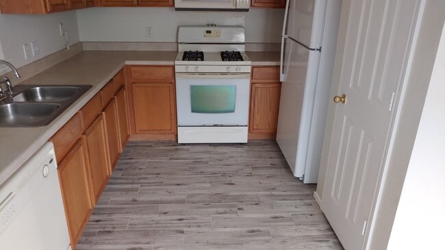 Photo - 2739 Fairview Dr