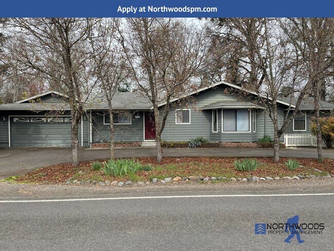 Beautiful Butte Creek View-3 Bedroom 2 Bat... - Beautiful Butte Creek View-3 Bedroom 2 Bat... House