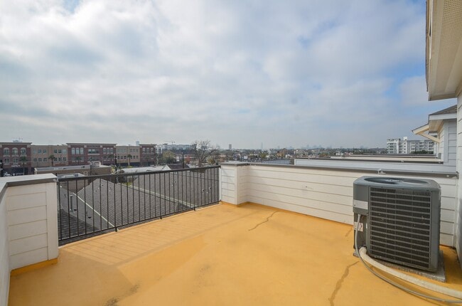 Photo - 4609 Nett St
