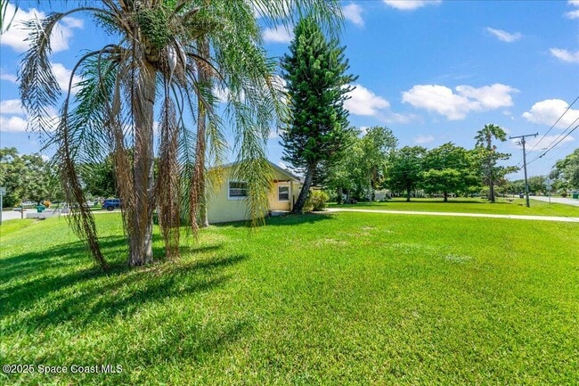Photo - 1729 Trimble Rd