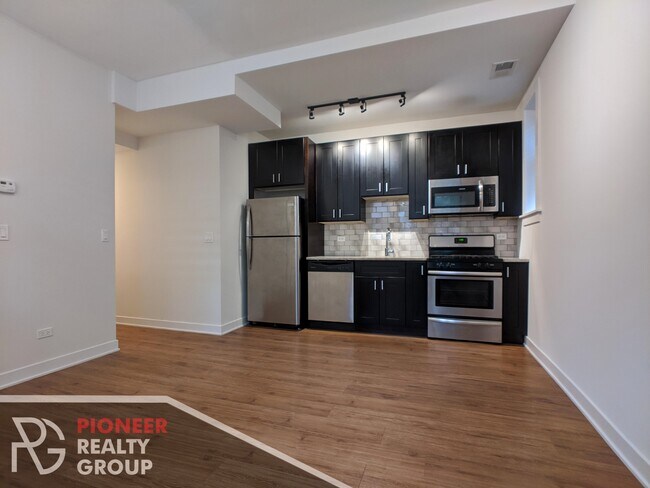 Photo - 2207 W Eastwood Ave Unit 4628-GDN