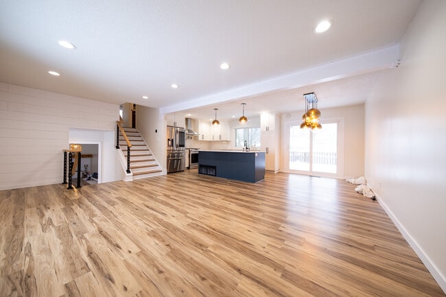 Photo - 4104 Lynn Ave