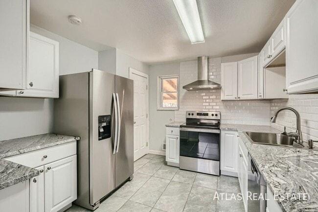 Photo - 1762 Truda Dr