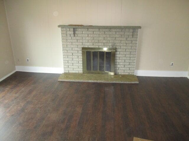 Photo - 301 Buckingham Rd