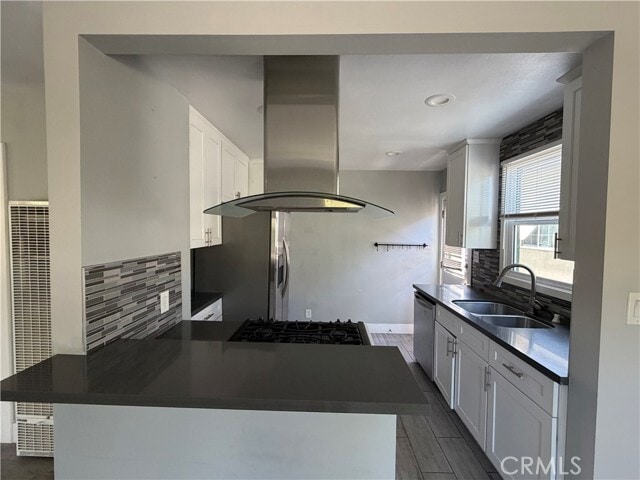 Photo - 2852 Exposition Blvd