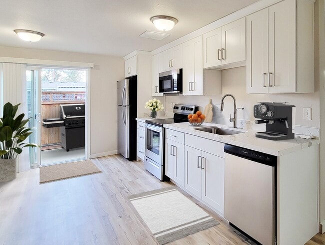 Photo - 8831 Copperstone Ave SW