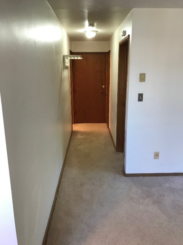 Photo - 23 Valley St