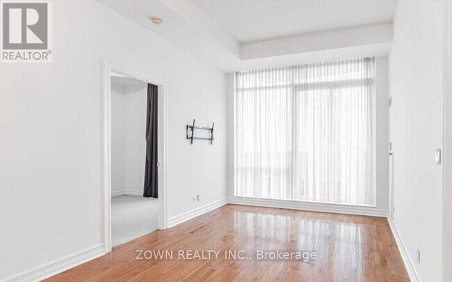 Photo - 33 Elm Dr W Unit 2809