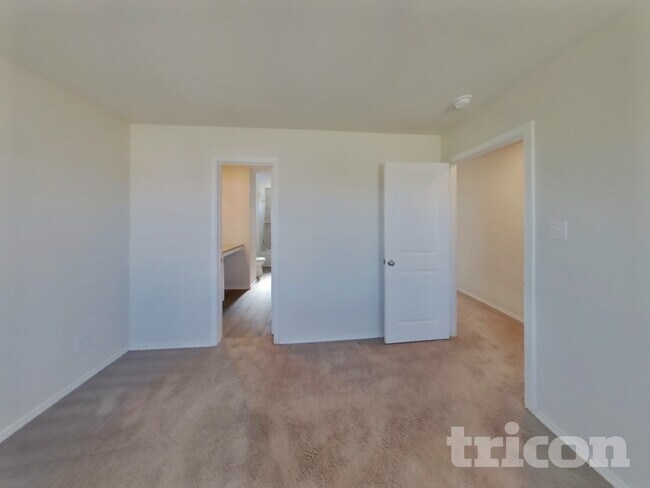 Photo - 13215 Winemaker Dr