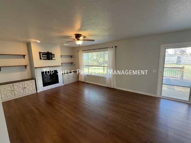 Photo - 4542 Meadow Valley Dr