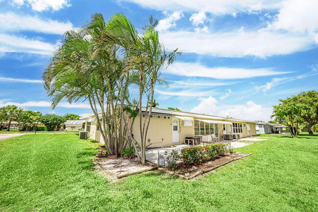 Photo - 270 High Point Ct