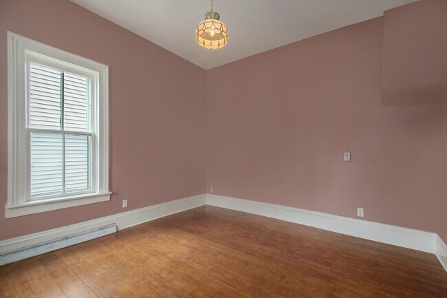 Photo - 1010 Quimby St